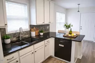 2108 Woodwater Dr, Fuquay-Varina, NC 27526 - Photo 12