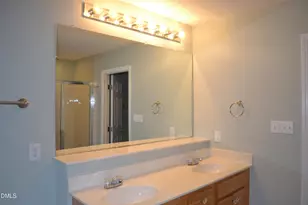 104 Ayelsford Dr, Cary, NC 27518 - Photo 14