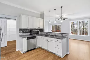 105 Plumbago Pl, Holly Springs, NC 27540 - Photo 16