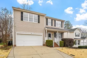 105 Plumbago Pl, Holly Springs, NC 27540 - Photo 2