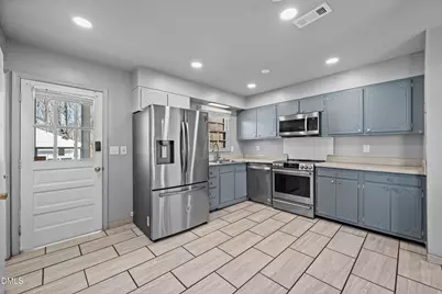 2340 Buckingham Road, Burlington, NC 27217 - Photo 8