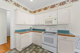 133 Torrey Pines Dr, Clayton, NC 27527 - Photo 10