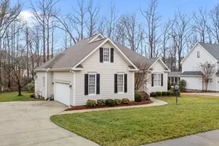 133 Torrey Pines Dr, Clayton, NC 27527 - Photo 2