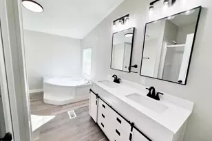 2915 McLean Chapel Church Rd, Bunnlevel, NC 28323 - Photo 16