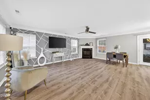 516 Cove Hollow Dr, Durham, NC 27703 - Photo 6