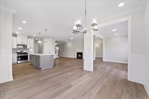 1122 Nantucket Dr, Mebane, NC 27302 - Photo 10