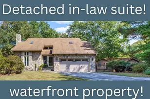 802 N Lincoln St, Benson, NC 27504 - Photo 2