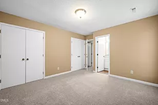 104 Arbuckle Ln, Cary, NC 27511 - Photo 18