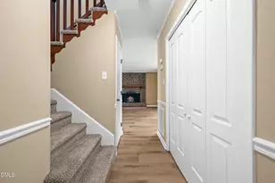 104 Arbuckle Ln, Cary, NC 27511 - Photo 4