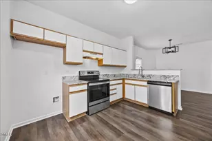 3831 Pin Oak Rd, Raleigh, NC 27604 - Photo 8