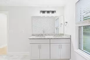 306 Miltwood Dr, Greensboro, NC 27455 - Photo 24