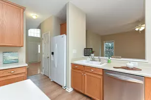 406 Somersview Dr, Chapel Hill, NC 27514 - Photo 10