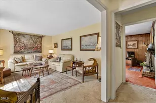 107 Aberdeen Ct, Carrboro, NC 27510 - Photo 6