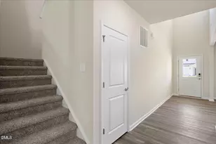 937 Avonmore Dr, Wendell, NC 27591 - Photo 2