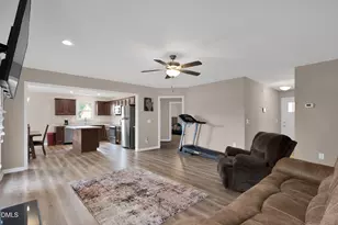 87 Hawks Croft Ct, Erwin, NC 28339 - Photo 8