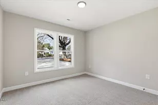 102 E Pope Ave, Kenly, NC 27542 - Photo 10