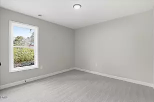 102 E Pope Ave, Kenly, NC 27542 - Photo 12