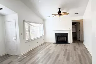 205 Standish Dr, Chapel Hill, NC 27517 - Photo 2