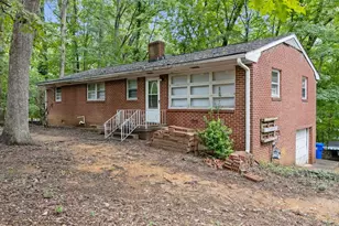 106 Markham Dr, Chapel Hill, NC 27514 - Photo 2