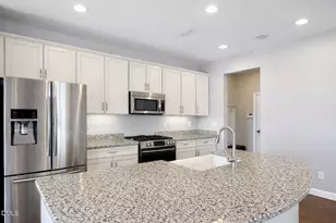 1236 Forest Fern Ln, Fuquay-Varina, NC 27526 - Photo 10