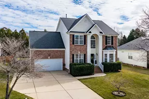 2016 Ambrose Park Ln, Cary, NC 27518 - Photo 2