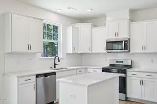 1052 Bolton Pointe Dr, Zebulon, NC 27597 - Photo 4