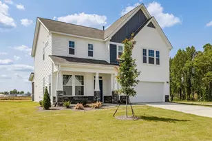 1052 Bolton Pointe Dr, Zebulon, NC 27597 - Photo 2