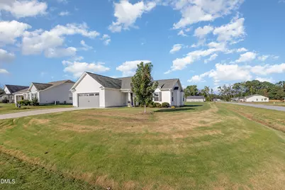 16 Salt Life Place, Four Oaks, NC 27524 - Photo 4