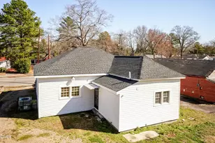 1005 W Thomas St, Rocky Mount, NC 27804 - Photo 24