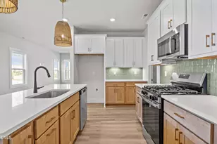 817 Central Pk Dr, Raleigh, NC 27604 - Photo 10