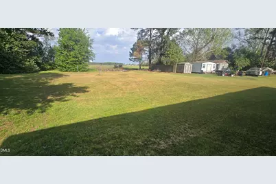 515 Nc-71 Hwy, Maxton, NC 28364 - Photo 6