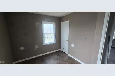515 Nc-71 Hwy, Maxton, NC 28364 - Photo 18