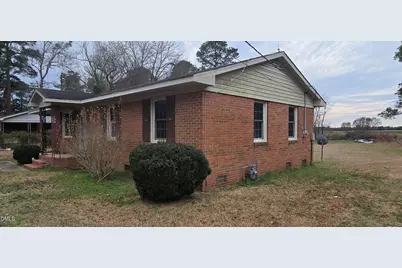 515 Nc-71 Hwy, Maxton, NC 28364 - Photo 8