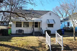 404 Bickett Blvd, Raleigh, NC 27608 - Photo 2