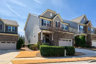 923 Regency Cottage Pl, Cary, NC 27518 - Photo 2