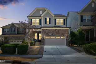 923 Regency Cottage Pl, Cary, NC 27518 - Photo 4