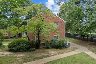 921 St Marys St, Raleigh, NC 27605 - Photo 20