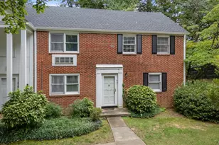 921 St Marys St, Raleigh, NC 27605 - Photo 2
