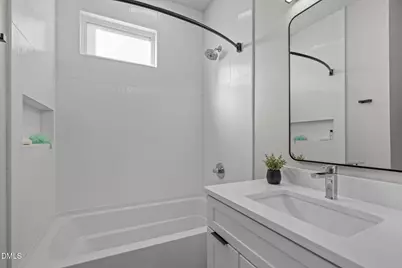 226 Woodsborough Place, Raleigh, NC 27601 - Photo 8