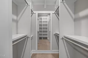 226 Woodsborough Pl, Raleigh, NC 27601 - Photo 22