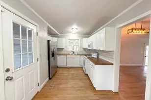 5834 Waters Edge Dr, Fayetteville, NC 28314 - Photo 8