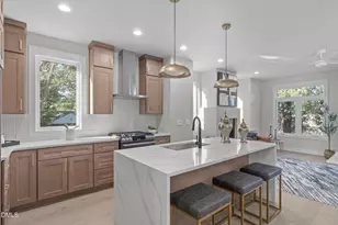 228 Woodsborough Pl, Raleigh, NC 27601 - Photo 8