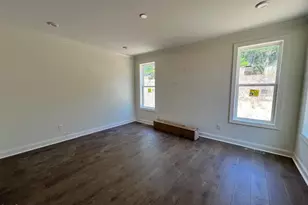 6036 Scalybark Rd, Durham, NC 27712 - Photo 8