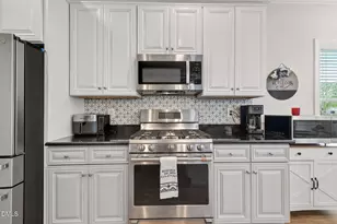 203 Watergate Ct, Goldsboro, NC 27530 - Photo 6