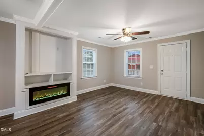 600 E Lizzie Street, Selma, NC 27576 - Photo 4