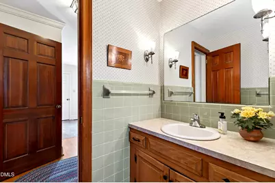 508 Foxhall Street, Raleigh, NC 27609 - Photo 32