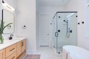 203 Post Oak Rd, Chapel Hill, NC 27516 - Photo 14