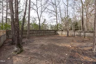 105 Tuska Hills Dr, Holly Springs, NC 27540 - Photo 24