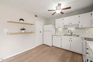 1002 Willow Dr, Chapel Hill, NC 27514 - Photo 14