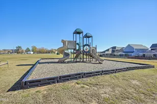 91 Commons Cir, Clayton, NC 27520 - Photo 32